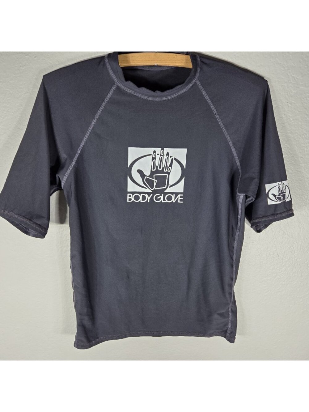 Body Glove Black Short Sleeve Rash Guard Swim Shirt Young Juniors XL
